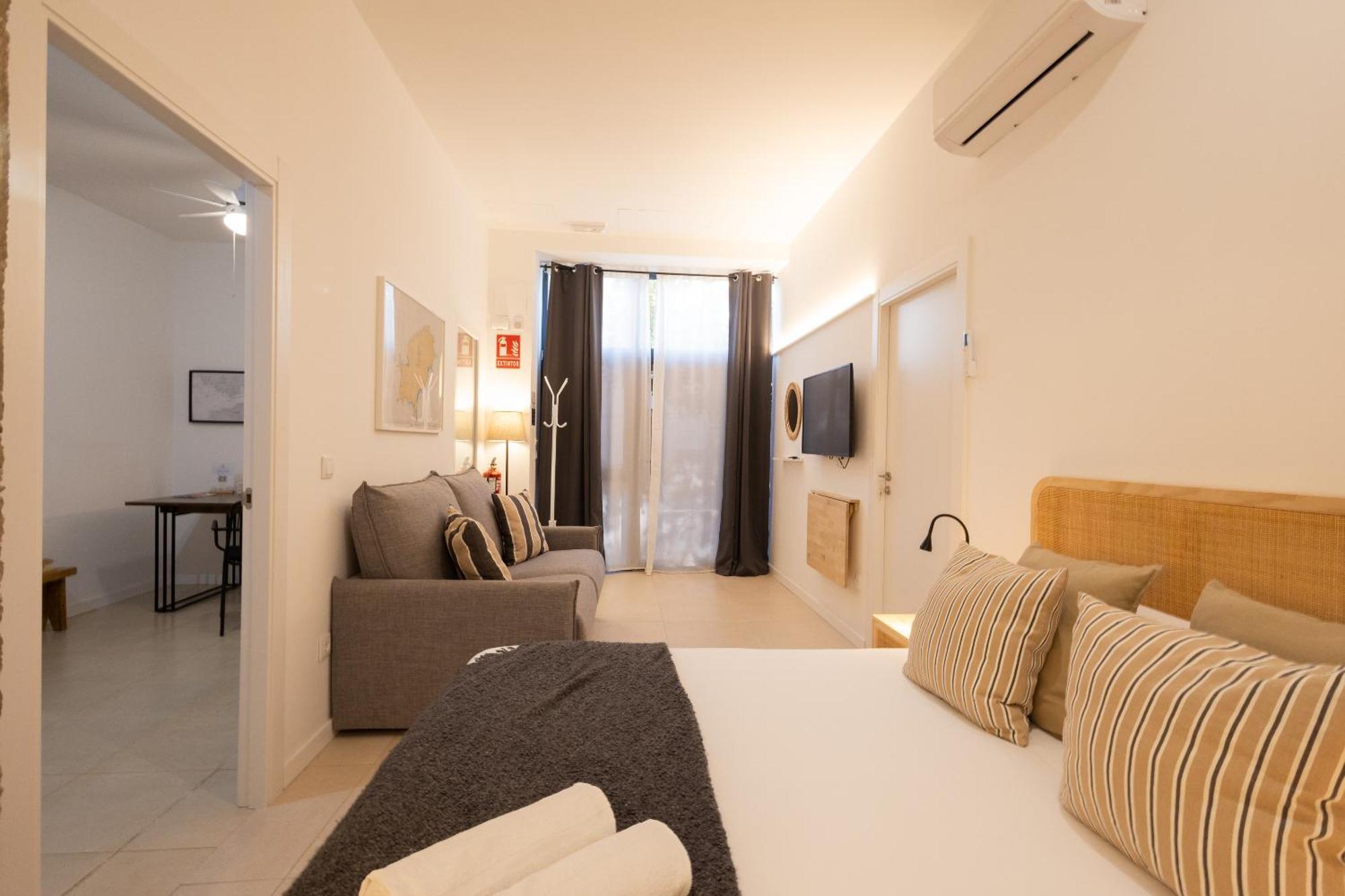 Florit Flats - The Pitiusas Rooms Valencia Exterior photo